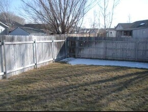 697 W 8th S St in Mountain Home, ID - Building Photo - Building Photo