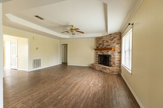 1252 Christina Dr in Deridder, LA - Building Photo - Building Photo