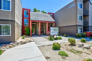 Glen at Hidden Valley in Reno, NV - Building Photo