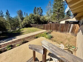 240 Scholtz Ave in Colfax, CA - Building Photo - Building Photo