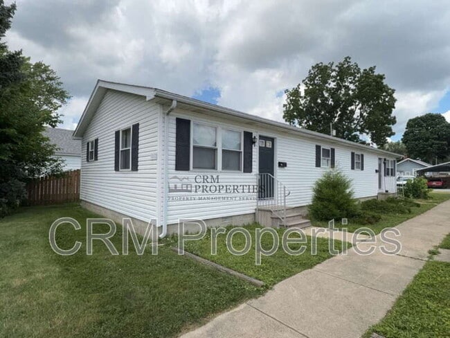 property at 720 S Lindsay St