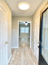 107 Opal Dr in Newport News, VA - Building Photo - Building Photo