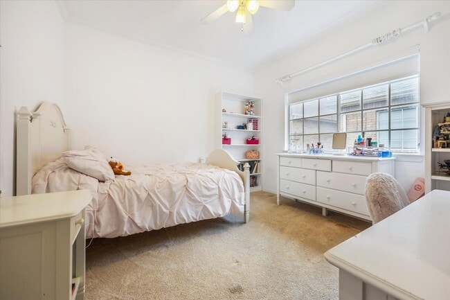 2842 Briarhurst Park