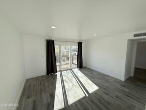 3140 E Glenrosa Ave in Phoenix, AZ - Building Photo - Building Photo