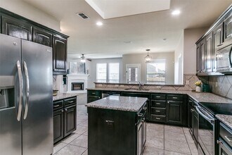 4621 Lazy Oaks St in Fort Worth, TX - Building Photo - Building Photo