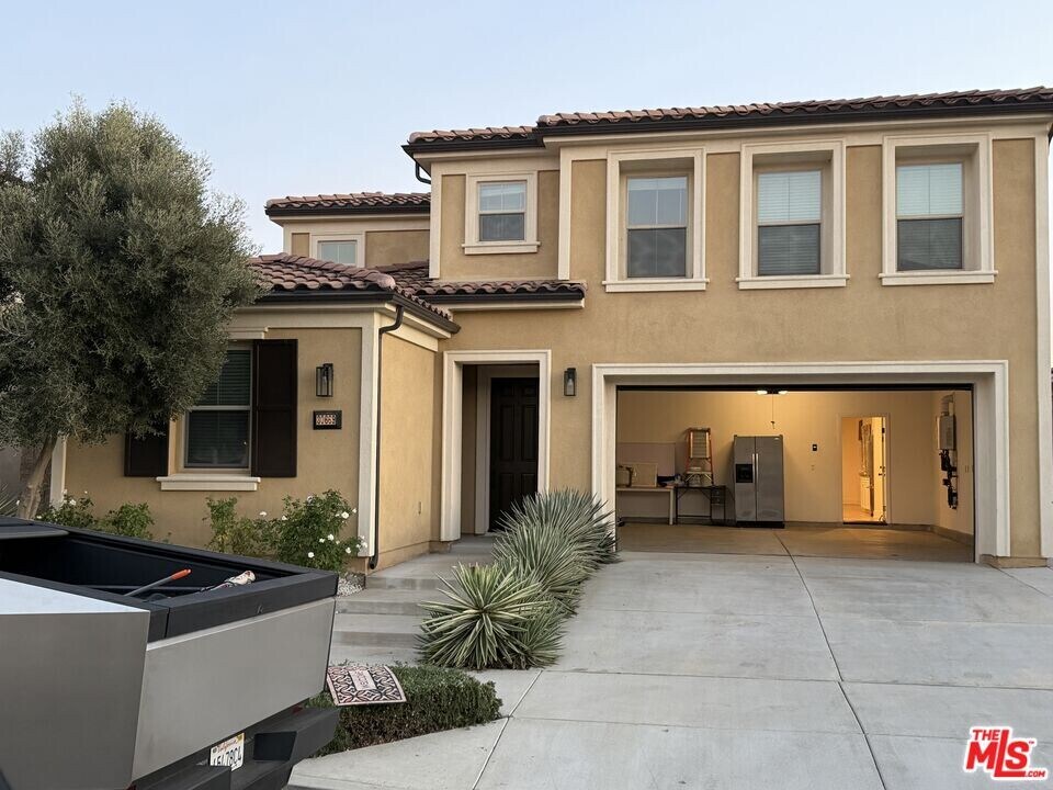 30669 Arrow Leaf Ln in Murrieta, CA - Building Photo