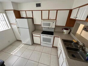 3375 Jaywood Terrace in Boca Raton, FL - Building Photo - Building Photo