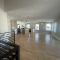 1297 Avy St in Hillside, NJ - Building Photo