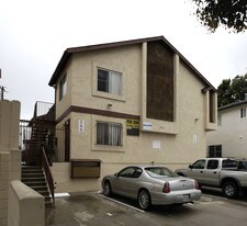 4236 Estrella Ave in San Diego, CA - Building Photo