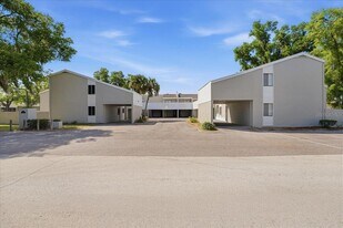 1428 Oak Pl in Apopka, FL - Building Photo