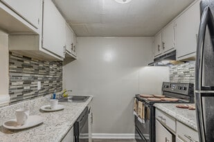 Bloom at Jonesboro in Jonesboro, GA - Building Photo