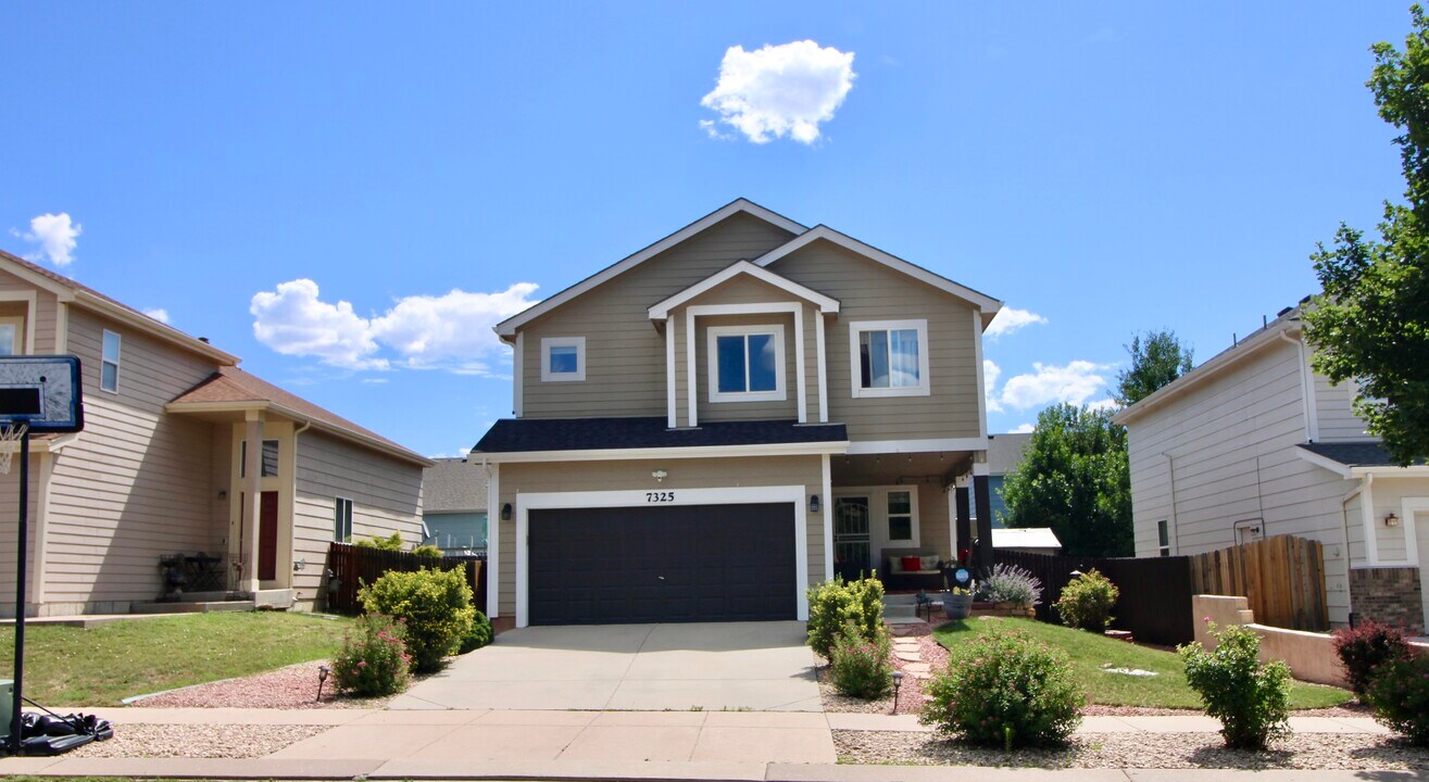 7325 Steward Ln in Colorado Springs, CO - Building Photo
