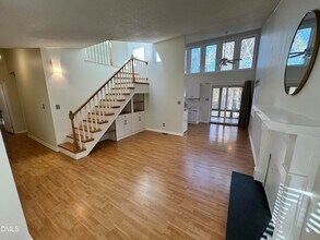 118 Creeks Edge in Chapel Hill, NC - Building Photo - Building Photo