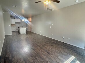 11212 Coachmans Rd in Yukon, OK - Building Photo - Building Photo