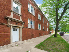 1650-1652 W 57th St in Chicago, IL - Building Photo - Building Photo