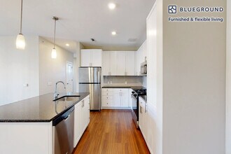 49 Clayton Blvd in Baldwin Place, NY - Foto de edificio - Building Photo