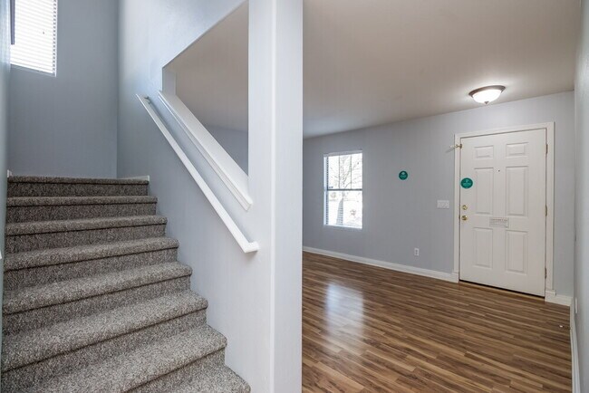 16809 W Central St in Surprise, AZ - Foto de edificio - Building Photo