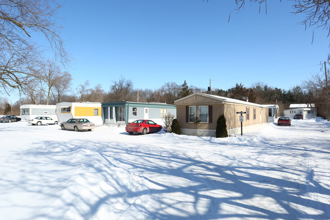 Tradewinds Mobile Home Community in Clio, MI - Building Photo - Building Photo