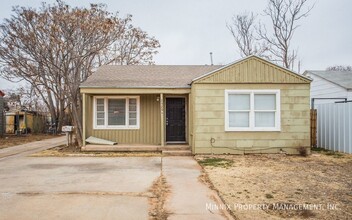 2520 41st St in Lubbock, TX - Building Photo - Building Photo