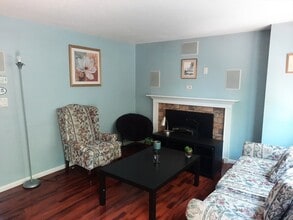 101 Sparks St in Lowell, MA - Building Photo - Building Photo