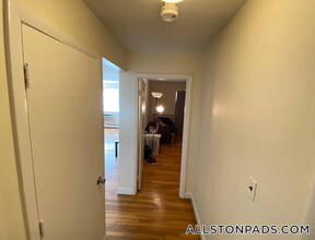 75 Gardner St, Unit 10 in Boston, MA - Building Photo - Building Photo