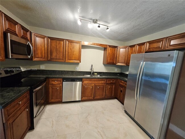 property at 279 SW 8th St