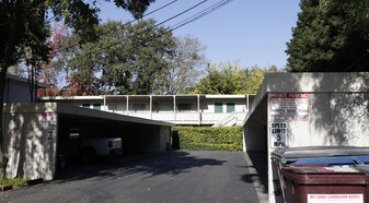 1080 Ygnacio Valley Rd in Walnut Creek, CA - Building Photo
