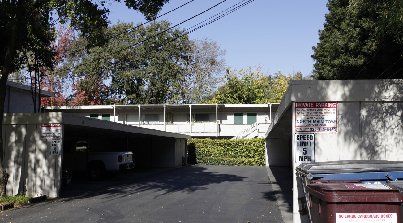 1080 Ygnacio Valley Rd in Walnut Creek, CA - Building Photo