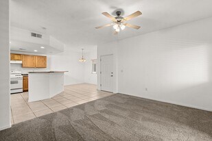 6800 Vista del Norte Rd NE, Unit 2717 in Albuquerque, NM - Building Photo