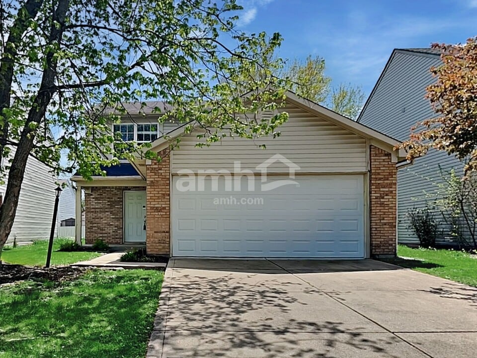 10321 Hornton St in Indianapolis, IN - Building Photo