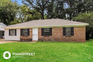 8044 Jamesbrook Dr in Southaven, MS - Building Photo