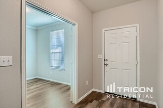 2328 N Amber Ruse Ct in Panorama Village, TX - Building Photo - Building Photo