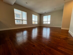 1 Everett St in Boston, MA - Building Photo - Building Photo