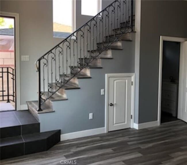 12658 Welby Way in Los Angeles, CA - Building Photo - Building Photo