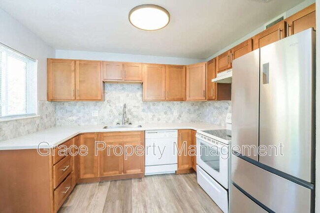 1281 Victor St in Aurora, CO - Building Photo - Building Photo