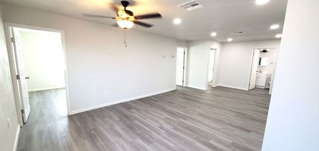 1605 Aurora Dr in El Centro, CA - Building Photo - Building Photo