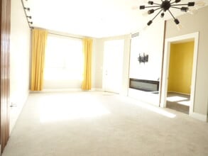 235 Market St, Unit 510 in San Diego, CA - Building Photo - Building Photo