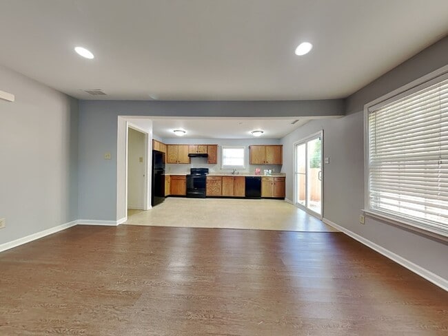 426 Presidents Ct in Charlotte, NC - Building Photo - Building Photo