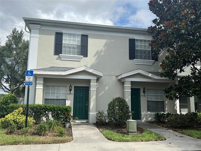 property at 10962 Savannah Wood Ct