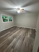 3 Peggy Ln in East Lyme, CT - Building Photo - Building Photo