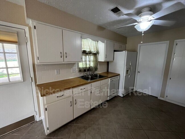 6608 Highridge Dr in Columbus, GA - Building Photo - Building Photo