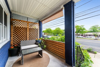411 W Cuthbert Blvd in Haddon Township, NJ - Foto de edificio - Building Photo