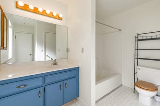1005 Chillon Dr in Crestline, CA - Building Photo - Building Photo