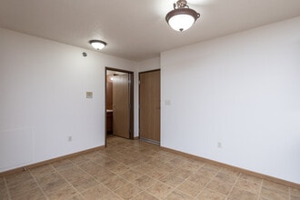 Prairie Sky Apartments in Moorhead, MN - Foto de edificio - Interior Photo