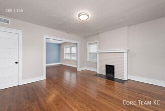 4345 Harrison St in Kansas City, MO - Building Photo - Building Photo