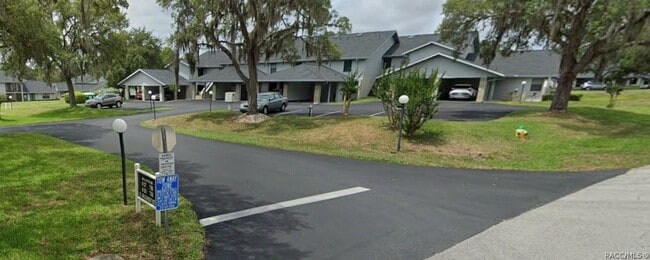 property at 760 E Gilchrist Ct