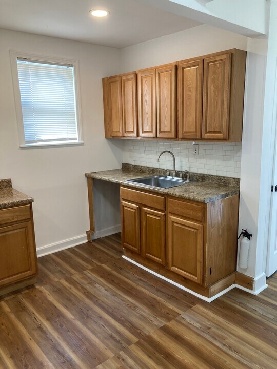 405 Bellevue St, Unit Apartment # 1 in Hartford, CT - Foto de edificio