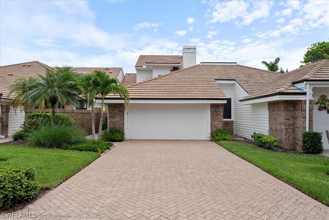 569 Park Shore Dr in Naples, FL - Building Photo - Building Photo