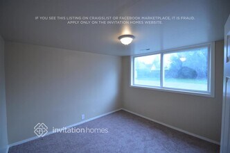 1801 S 262nd Pl in Des Moines, WA - Foto de edificio - Building Photo