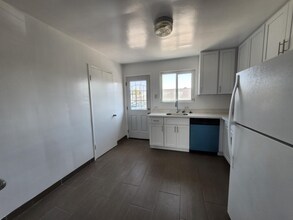 4300 Market St, Unit C in Oakland, CA - Foto de edificio - Building Photo